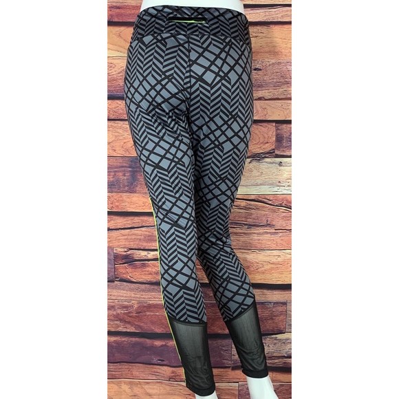 2(X)IST Women's L Patterned Leggings with Sheer Calf Panel - Picture 2 of 6